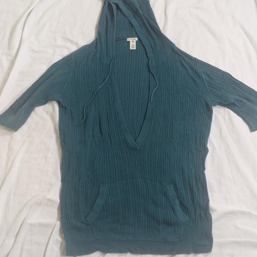 ⭐ Maurices blue green hooded sweater tee size XL